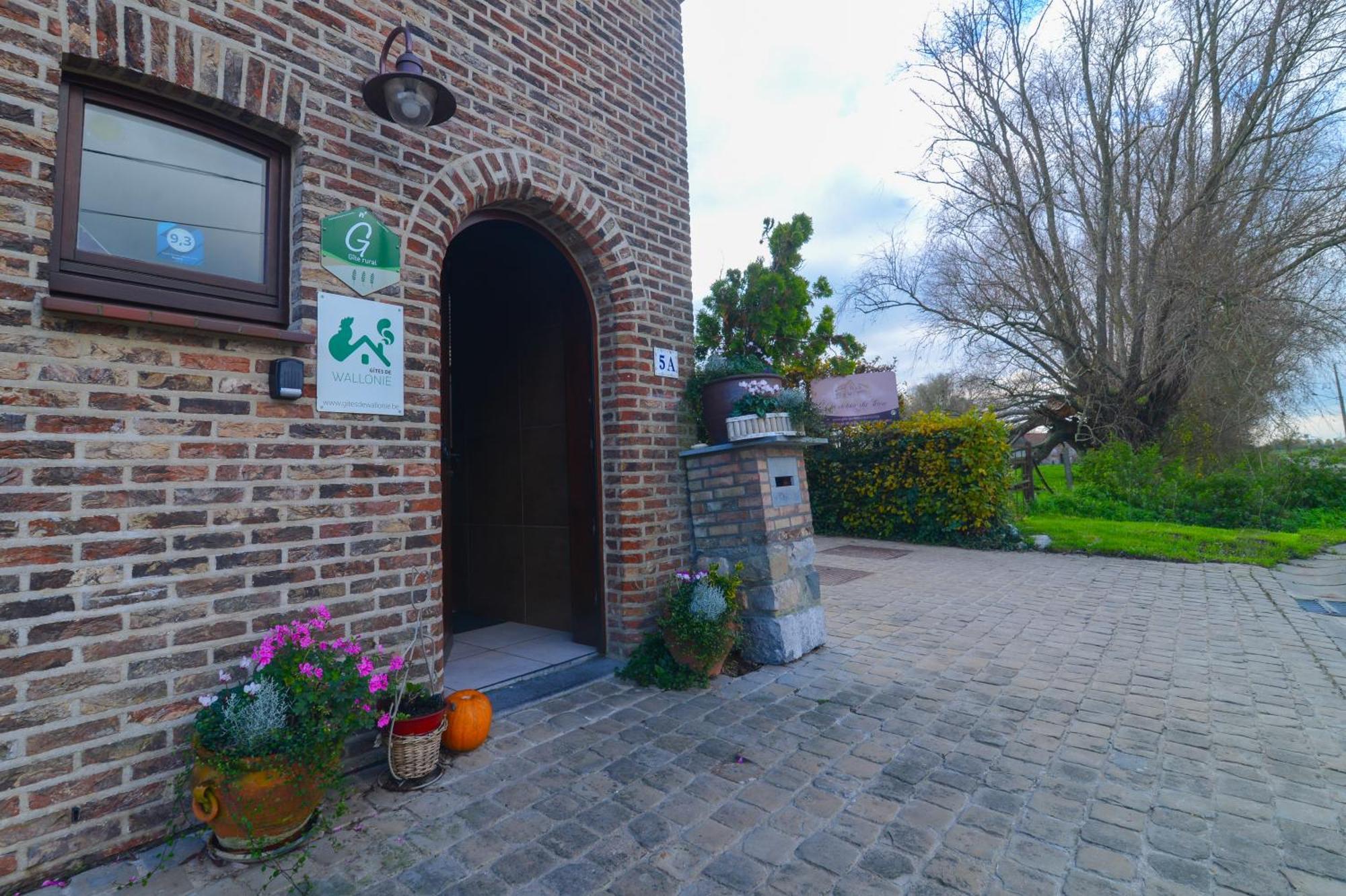 Au Detour Du Trieu Villa Estaimbourg ภายนอก รูปภาพ